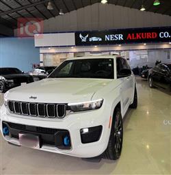 جیپ گراند شیرۆکی